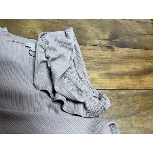 Miou Muse Ruffle Tank Top Beige Size Large NWT - Picture 10 of 11